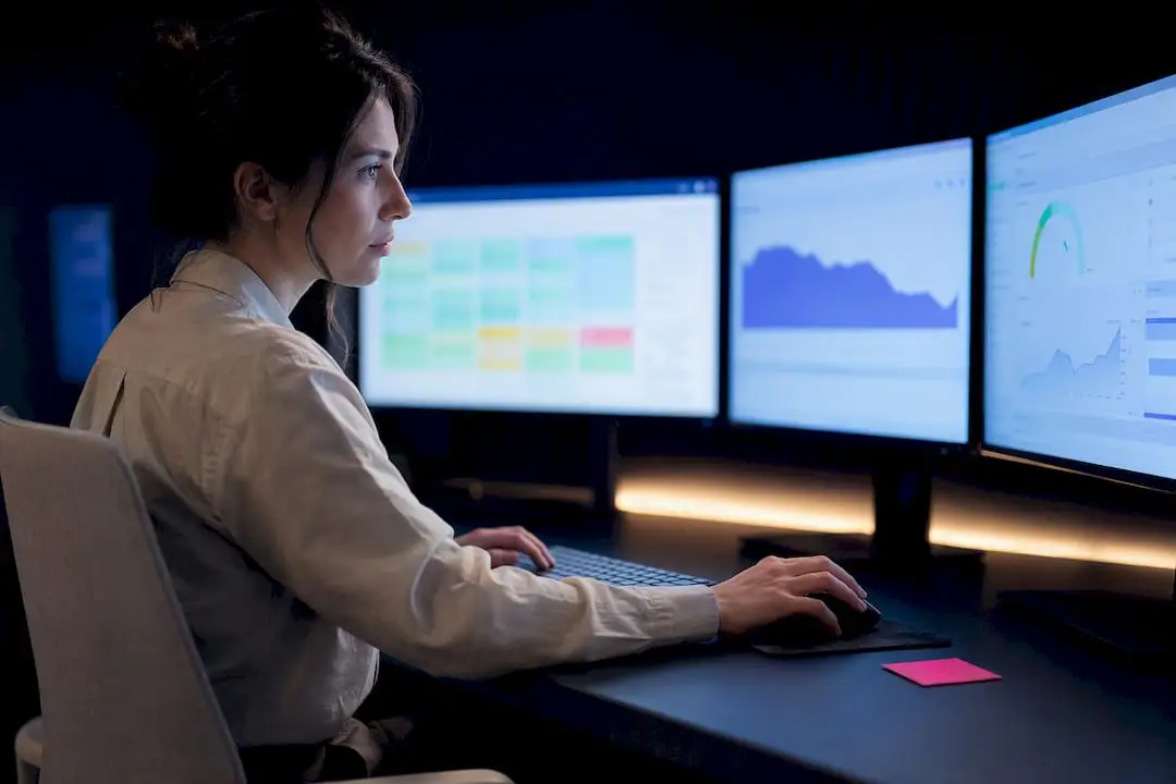 Especialista a executar uma auditoria técnica de SEO